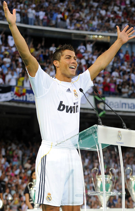 Il giorno in cui CR9 fu presentato al Real Madrid (VIDEO)